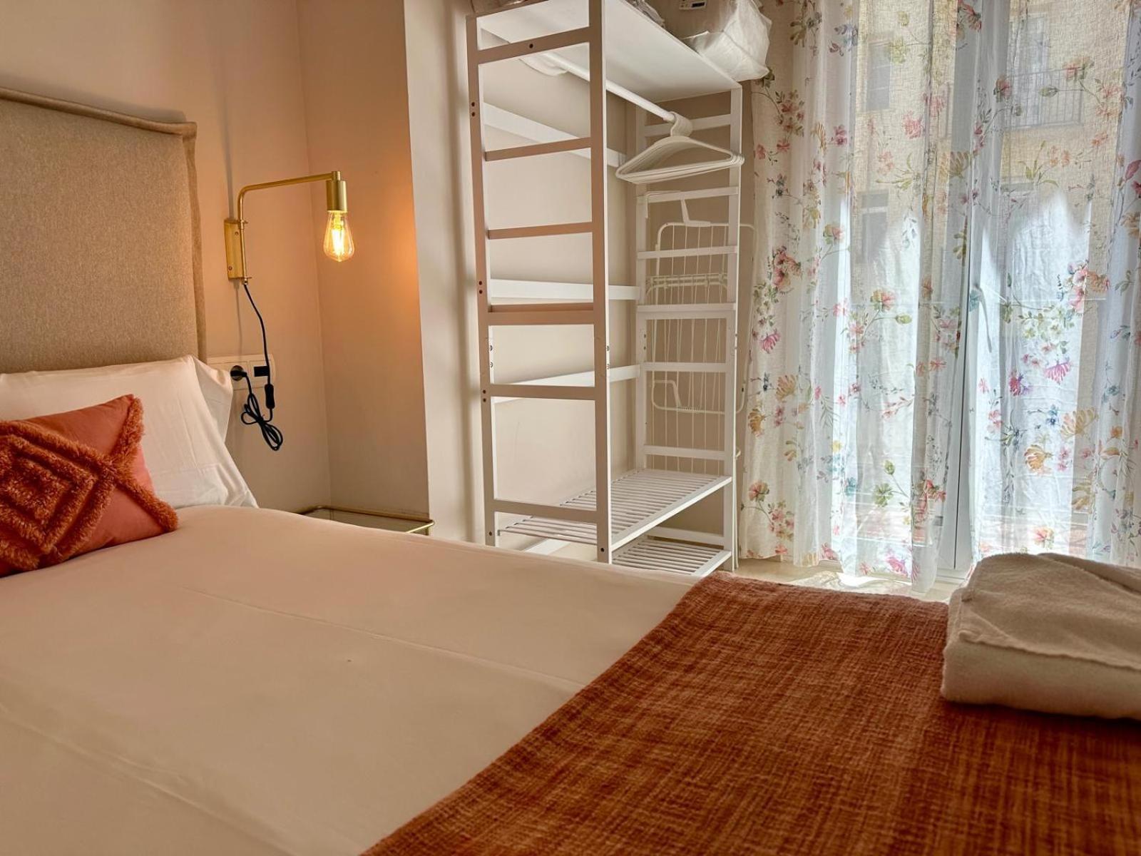 Urbe10 Pries Suite マラガ エクステリア 写真